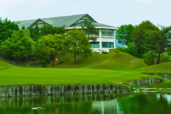 春日居ゴルフ倶楽部