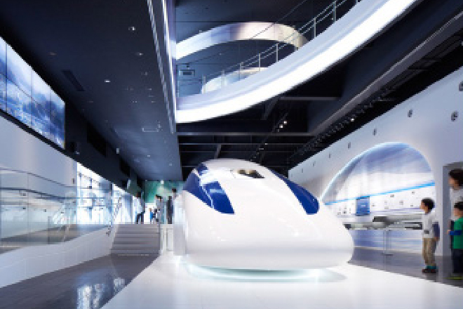 山梨県立リニア見学センター